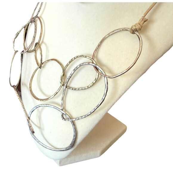 J. Jill Modern Rings Layered Hammered Necklace Silver Gold Tone Adjustable Cord - Picture 6 of 9